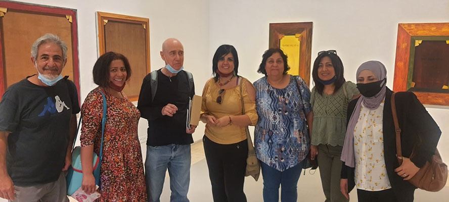 فنانو ابداع يزورون متحف تل ابيب ويشاركون في لوحة فسيفساء ضخمه